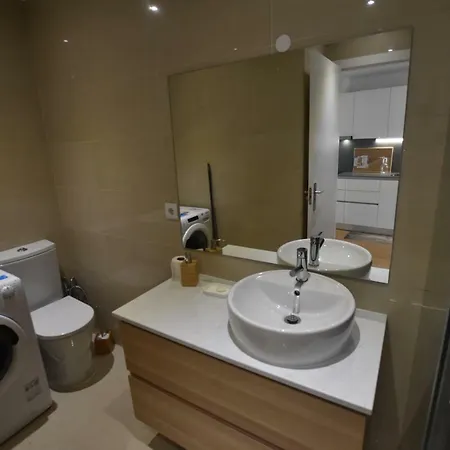 Daire Estoril, Amazing Studio Next To Tamariz Beach Estoril