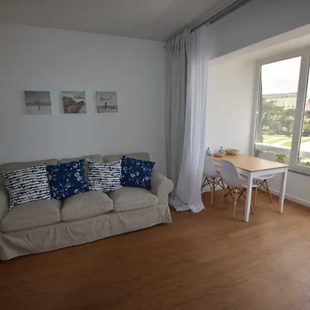 Daire Estoril, Amazing Studio Next To Tamariz Beach *