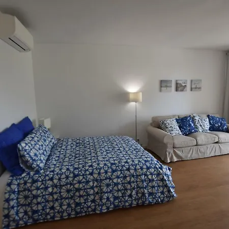 Estoril, Amazing Studio Next To Tamariz Beach Daire Estoril