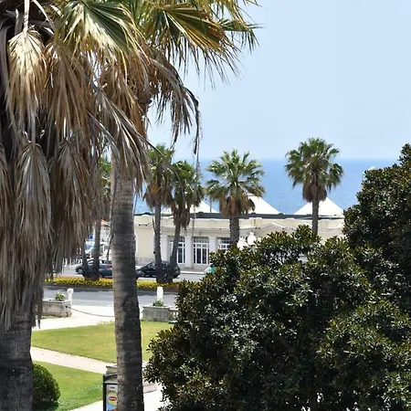 Estoril, Amazing Studio Next To Tamariz Beach Estoril